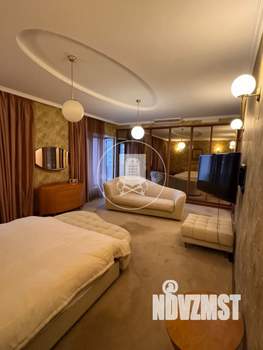 5-к квартира, вторичка, 244м2, 5/6 этаж