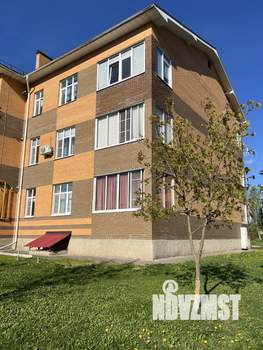 2-к квартира, вторичка, 61м2, 1/3 этаж