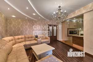 3-к квартира, вторичка, 94м2, 8/19 этаж