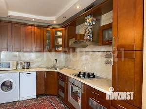 3-к квартира, вторичка, 70м2, 6/9 этаж