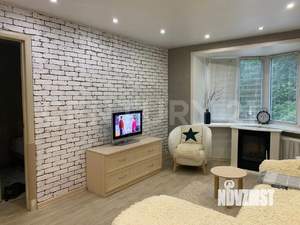 2-к квартира, вторичка, 42м2, 3/5 этаж
