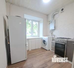 2-к квартира, вторичка, 50м2, 1/4 этаж