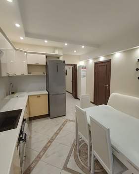 1-к квартира, вторичка, 57м2, 8/17 этаж