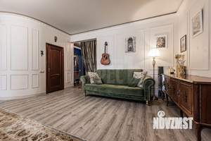 Студия квартира, вторичка, 61м2, 2/9 этаж