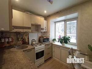 2-к квартира, вторичка, 49м2, 1/4 этаж